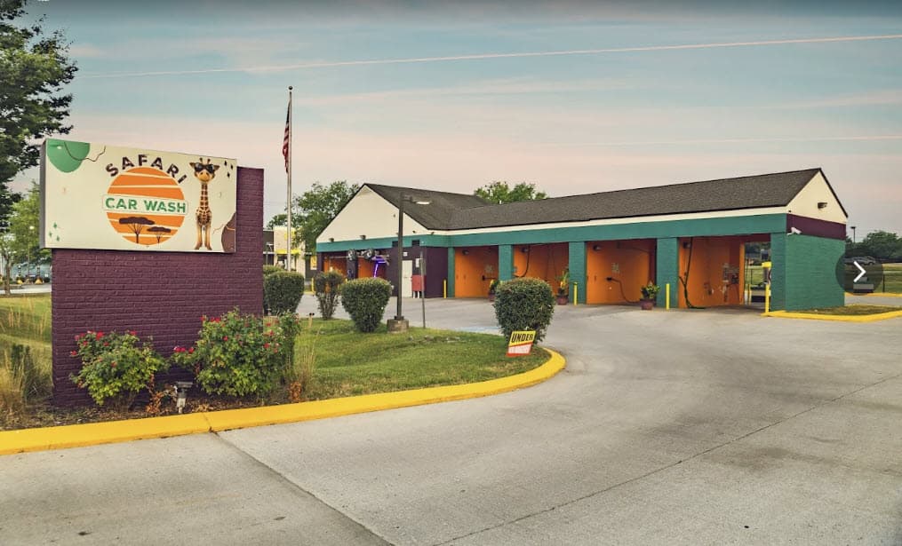 Safari Car Wash Hendersonville front view